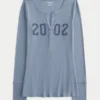 2002 Henley com estampado