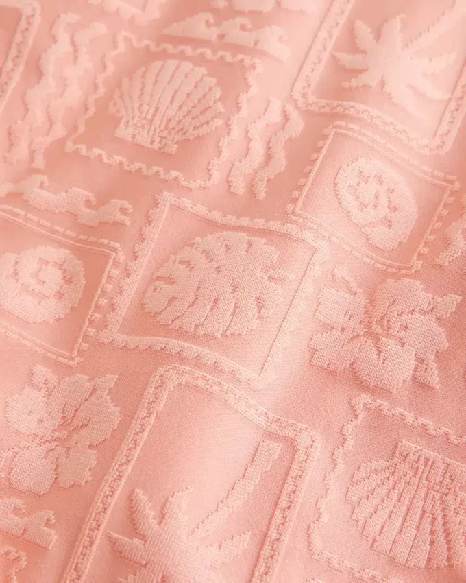 Biquíni atrevido com alças duplas em jacquard