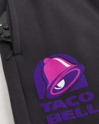 Calças de fato de treino largas com estampado Hollister x Taco Bell