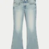 Calças de ganga bootcut com cintura baixa, lavagem média e bordado de borboleta