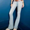 Calças de ganga bootcut de cintura baixa e lavagem clara
