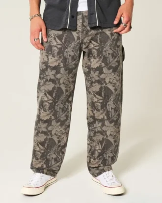 Calças de ganga largas estilo skater com padrão camuflado