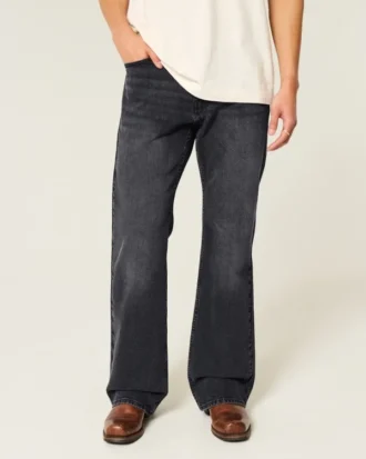 Calças de ganga pretas lavadas com corte bootcut descontraído