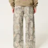 Calças de ganga super largas camufladas