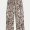 Calças de ganga super largas camufladas