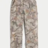 Calças largas de camuflagem