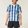 Calções de futebol até ao meio da coxa