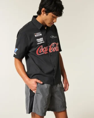 Calções de futebol largos até ao meio da coxa
