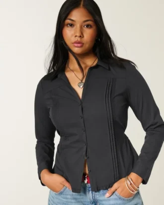 Camisa com botões e inserção de renda