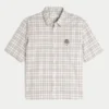 Camisa curta com mangas curtas e estampa de cogumelo