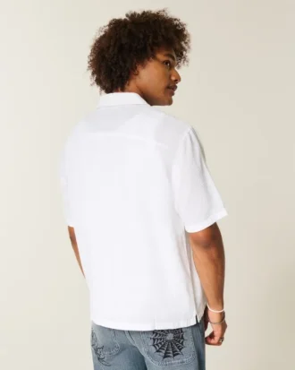 Camisa curta de manga curta com textura em mistura de linho