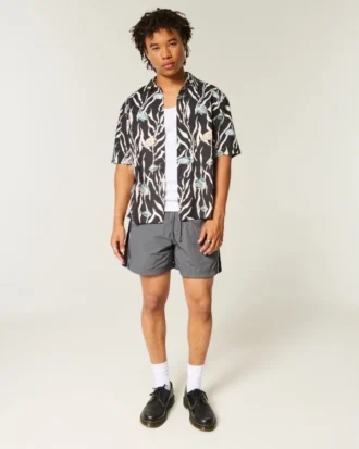 Camisa de linho com padrão de peixes tropicais