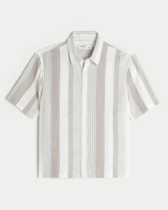 Camisa de manga curta com riscas texturadas
