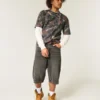 Camiseta boxy pesada com estampa camuflada