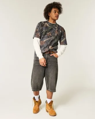 Camiseta boxy pesada com estampa camuflada