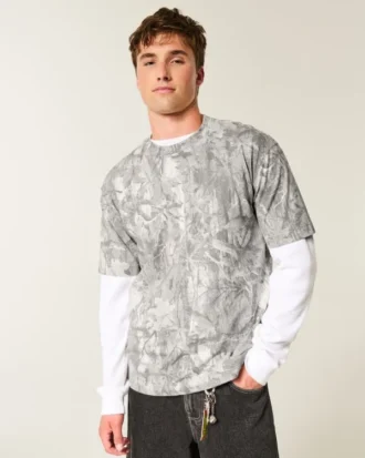 Camiseta boxy pesada com estampa camuflada
