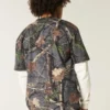 Camiseta boxy pesada com estampa camuflada