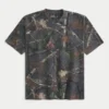 Camiseta boxy pesada com estampa camuflada
