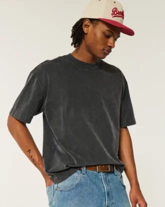 Camiseta boxy pesada com gola redonda lavada
