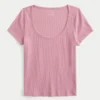 Camiseta com decote redondo