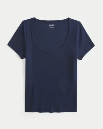 Camiseta com decote redondo
