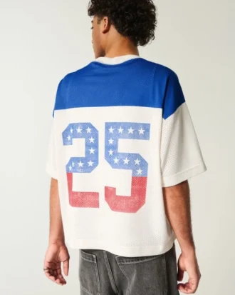 Camiseta com estampa geométrica