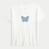 Camiseta infantil com estampa de borboleta