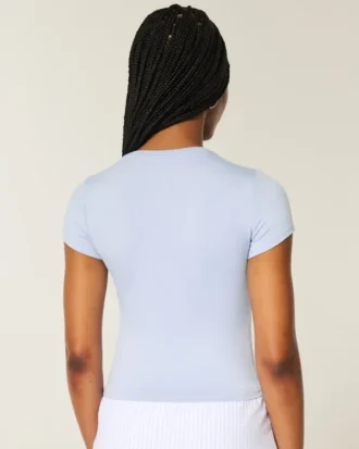 Camiseta infantil em tecido macio e elástico sem costuras