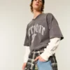 Camiseta térmica com estampa grafite