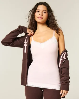 Camisola com acabamento em renda