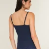 Camisola com acabamento em renda