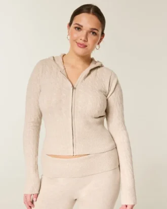 Camisola com capuz e fecho de correr em malha trançada da Gilly Hicks