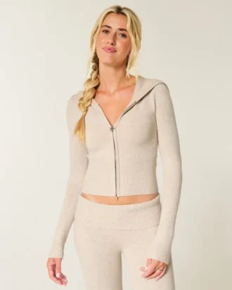 Camisola com capuz e fecho Gilly Hicks