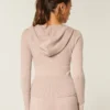 Camisola com capuz e fecho Gilly Hicks