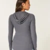 Camisola com capuz e manga comprida