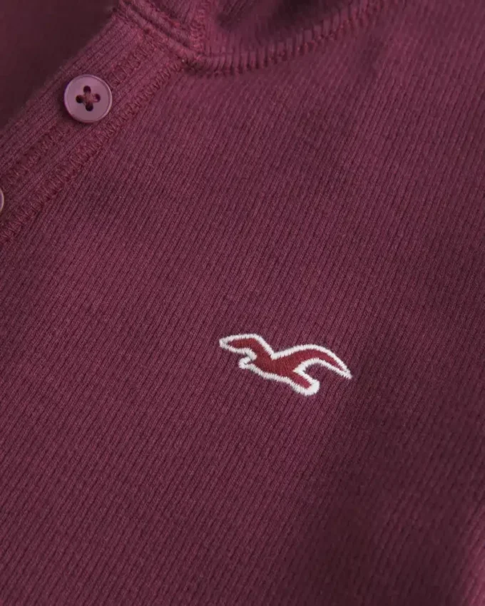 Camisola com capuz e manga comprida