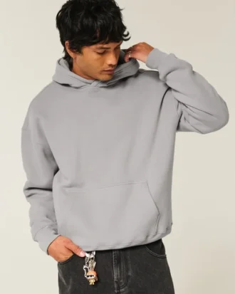 Camisola com capuz quadrada