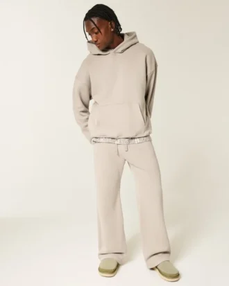 Camisola com capuz quadrada