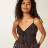 Camisola com folhos em chiffon
