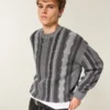 Camisola com gola redonda às riscas