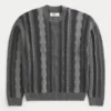 Camisola com gola redonda às riscas