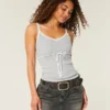 Camisola com laço à frente