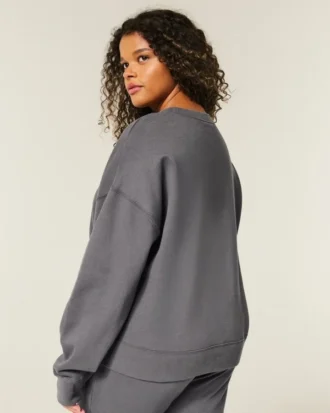 Camisola com logótipo gráfico