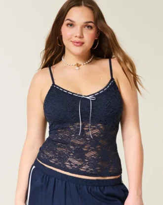 Camisola com renda em toda a peça