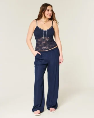 Camisola com renda em toda a peça