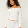 Camisola confortável com ombros descobertos e costura em nuvem da Hollister