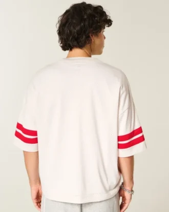 Camisola de futebol com gráfico da Rutgers University Scarlet Knights