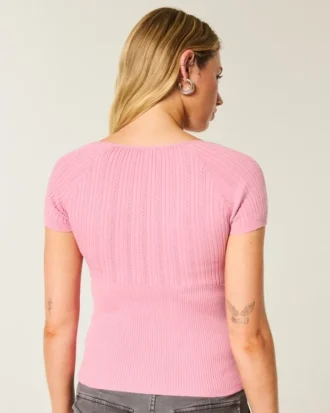 Camisola de manga curta com decote quadrado