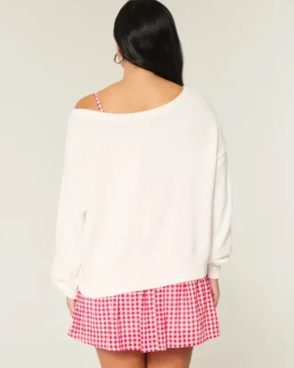 Camisola folgada com ombros descobertos e estampado de coração
