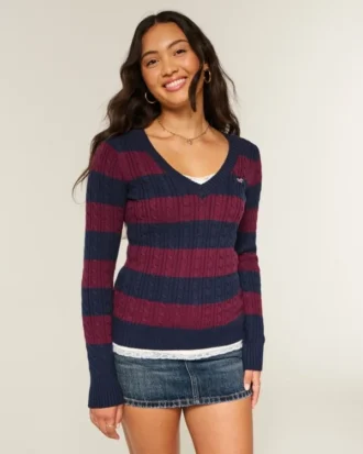 Camisola icónica com gola em V e malha trançada